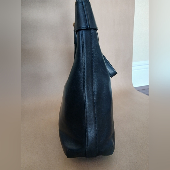 Vintage COACH Amanda Hobo Black Leather Bag - Picture 9 of 9